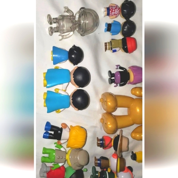 : 34 pc used Ryans World toy figures ideal party favors including invisible toy - Picture 10 of 12